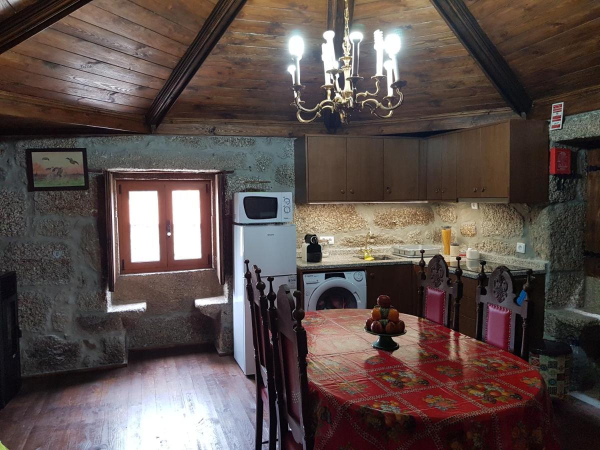 Casa Da Relva Inspirada Em Harry Potter Vila Lamego Exterior foto